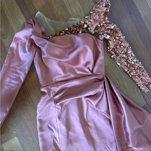 Prom dress size 8 - Picture 5 of 16